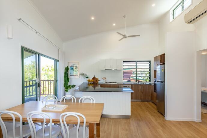 Imagen general del Hotel Casuarina Cove. Foto 4