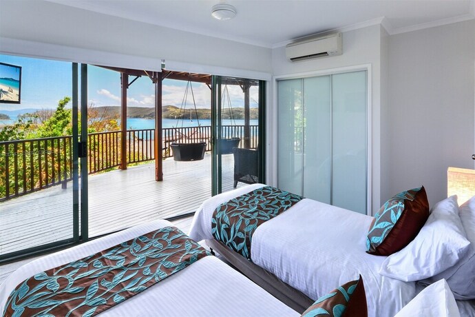 Imagen de la habitación del Hotel Casuarina Cove. Foto 28