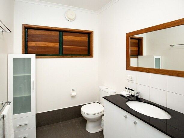 Imagen de la habitación del Hotel Casuarina Cove. Foto 40