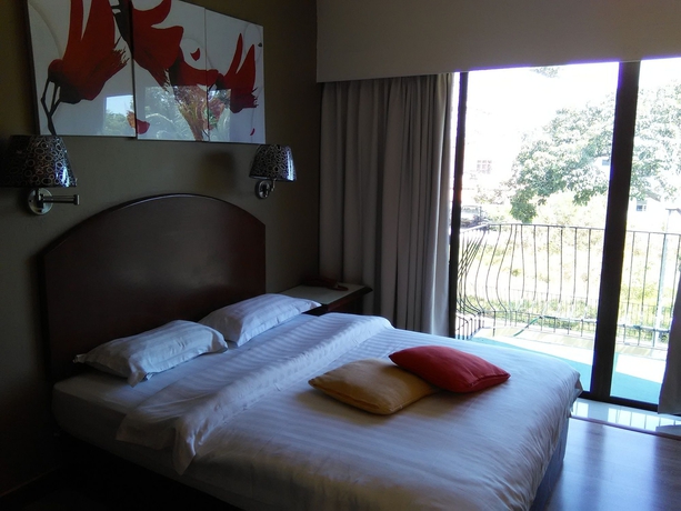 Imagen de la habitación del Hotel Casuarina. Foto 6