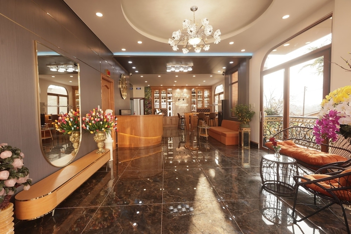 Imagen de los interiores del Hotel Cat Tuong. Foto 19