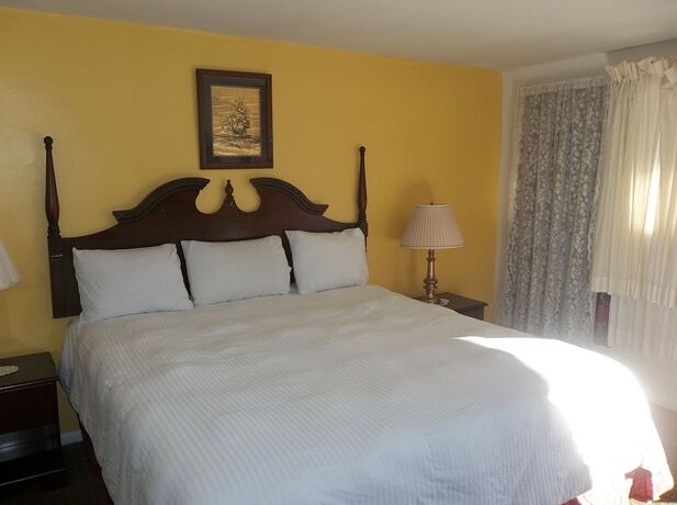 Imagen de la habitación del Hotel Catalina Airport Motel. Foto 8