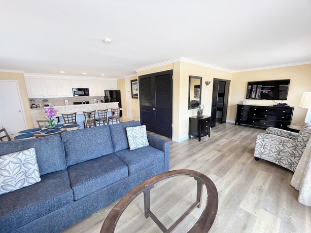 Imagen de la habitación del Hotel Catalina Courtyard Suites. Foto 4