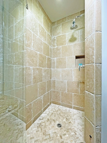 Imagen de la habitación del Hotel Catalina Courtyard Suites. Foto 7