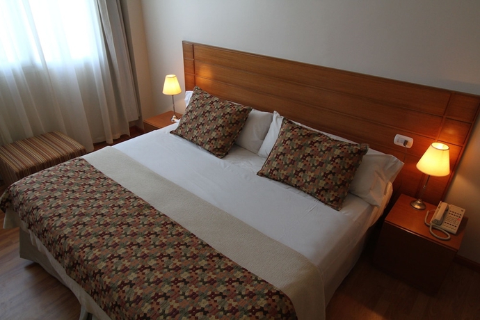 Imagen de la habitación del Hotel Catalinas. Foto 6