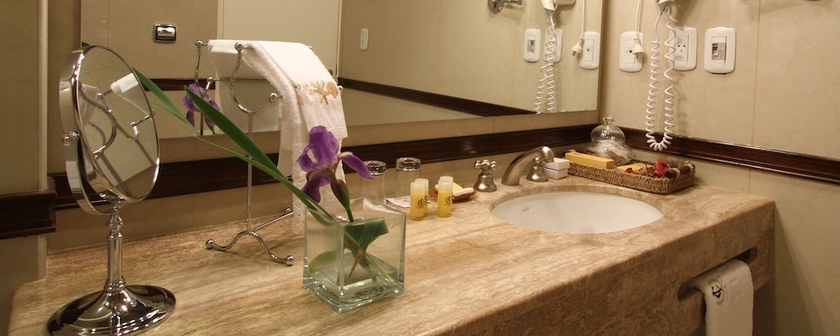 Imagen de la habitación del Hotel Catalinas. Foto 12