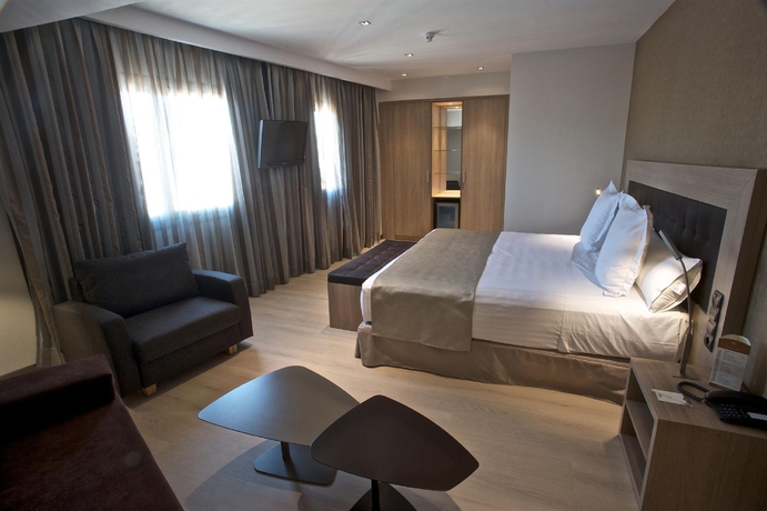 Imagen de la habitación del Hotel Catalonia Atenas. Foto 12