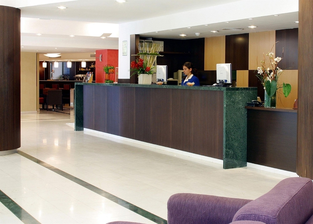 Imagen de los interiores del Hotel Catalonia Atenas. Foto 16