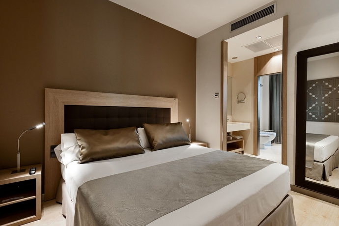 Imagen de la habitación del Hotel Catalonia Atocha. Foto 8