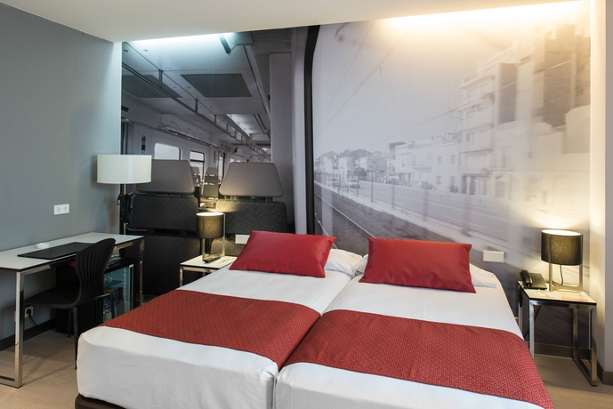 Imagen de la habitación del Hotel Catalonia Avinyó. Foto 6