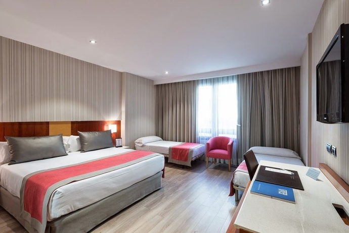 Imagen de la habitación del Hotel Catalonia Barcelona 505. Foto 10