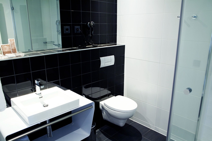 Imagen de la habitación del Hotel Catalonia Berlin Mitte. Foto 6