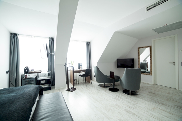 Imagen de los interiores del Hotel Catalonia Berlin Mitte. Foto 12