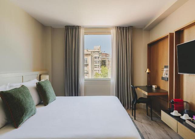 Imagen de la habitación del Hotel Catalonia Boulevard. Foto 7
