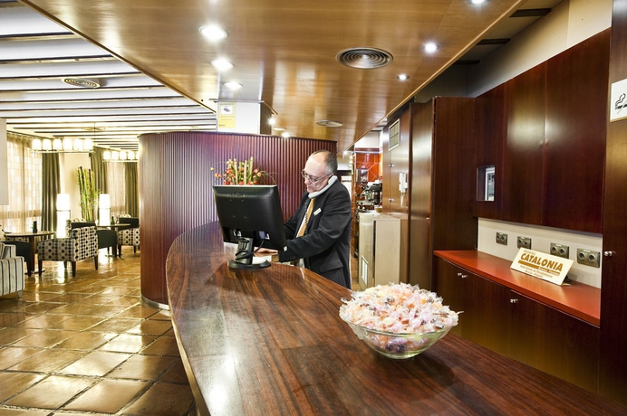 Imagen de los interiores del Hotel Catalonia Conde De Floridablanca. Foto 11