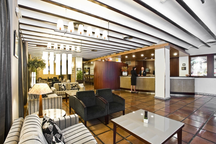 Imagen de los interiores del Hotel Catalonia Conde De Floridablanca. Foto 12