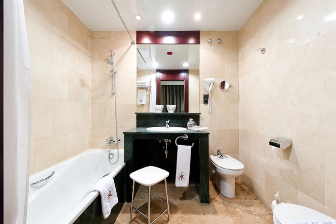 Imagen de la habitación del Hotel Catalonia Eixample 1864. Foto 8