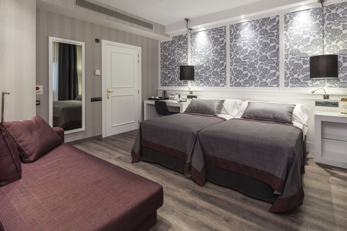 Imagen de la habitación del Hotel Catalonia Excelsior. Foto 14