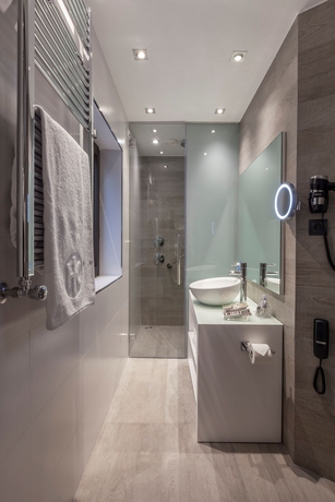 Imagen de la habitación del Hotel Catalonia Excelsior. Foto 15