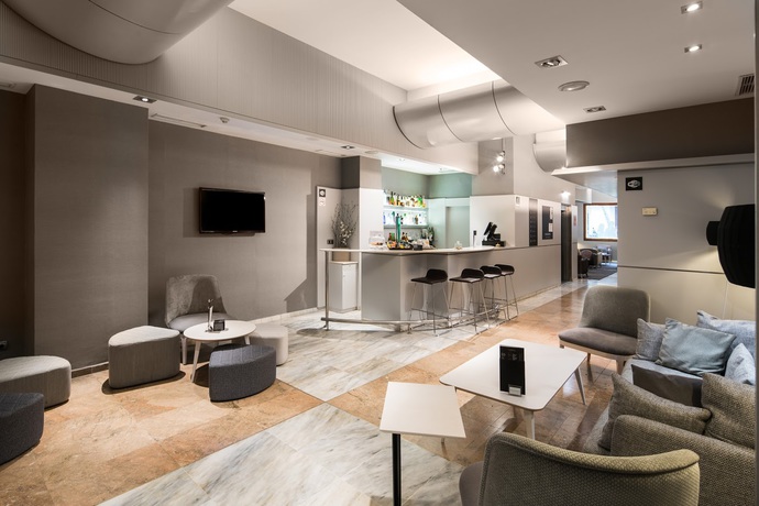 Imagen de los interiores del Hotel Catalonia Gracia. Foto 13