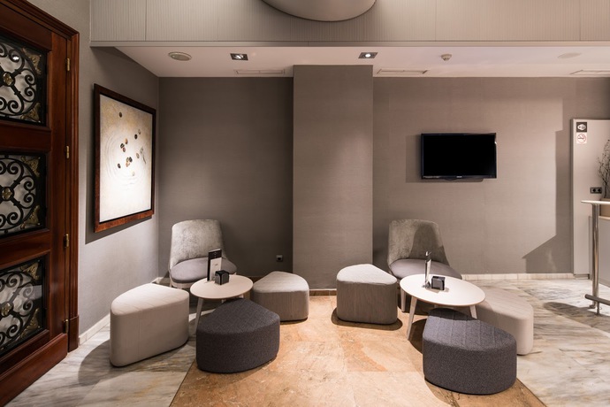 Imagen de los interiores del Hotel Catalonia Gracia. Foto 17