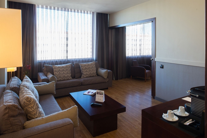 Imagen de la habitación del Hotel Catalonia Gran Verdi. Foto 7