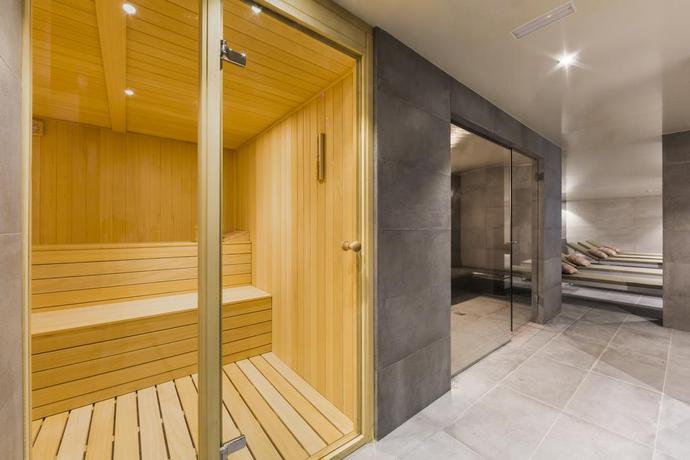 Imagen de los interiores del Hotel Catalonia Granada. Foto 10