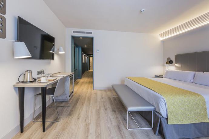 Imagen de la habitación del Hotel Catalonia Granada. Foto 8