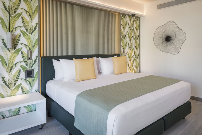 Imagen de la habitación del Hotel Catalonia Grand Costa Mujeres All Suites and Spa - All Inclusive. Foto 3