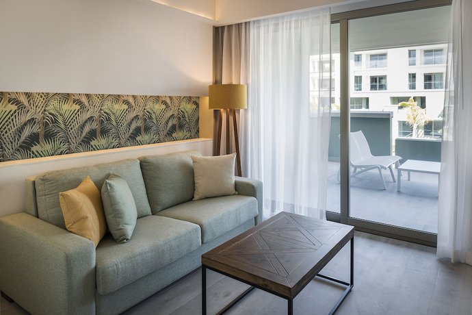 Imagen de la habitación del Hotel Catalonia Grand Costa Mujeres All Suites and Spa - All Inclusive. Foto 6