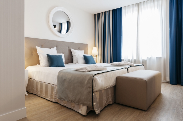 Imagen de la habitación del Hotel Catalonia Grand Place. Foto 10