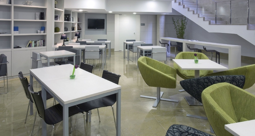 Imagen de los interiores del Hotel Catalonia La Boquería. Foto 12