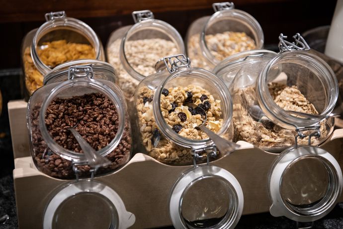 Imagen del bar/restaurante del Hotel Catalonia La Maquinista. Foto 9