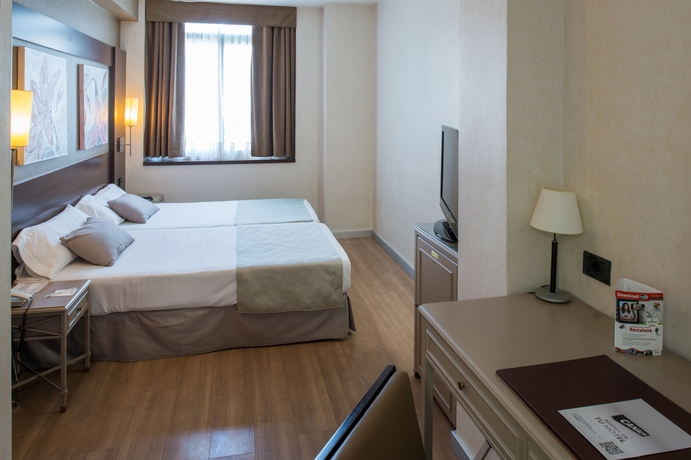 Imagen de la habitación del Hotel Catalonia Mikado. Foto 11