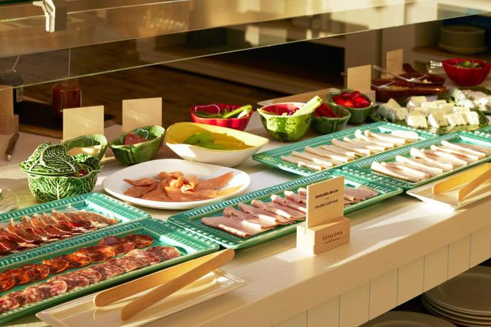 Imagen general del Hotel Catalonia Mirador Des Port. Foto 5