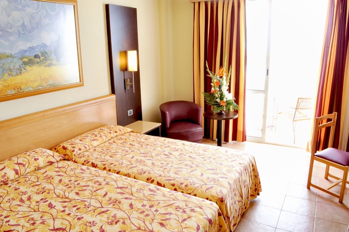 Imagen de la habitación del Hotel Catalonia Oro Negro. Foto 4