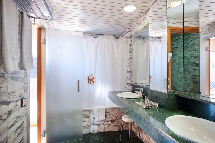 Imagen de la habitación del Hotel Catalonia Park Güell. Foto 9