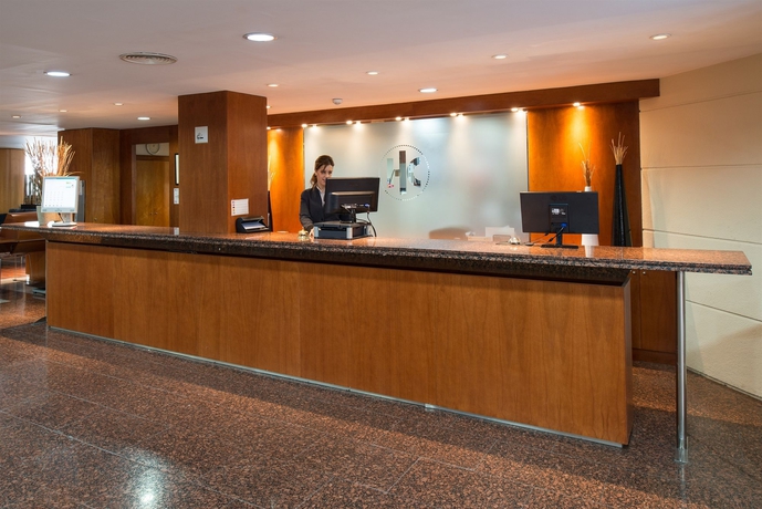 Imagen de los interiores del Hotel Catalonia Park Putxet. Foto 14