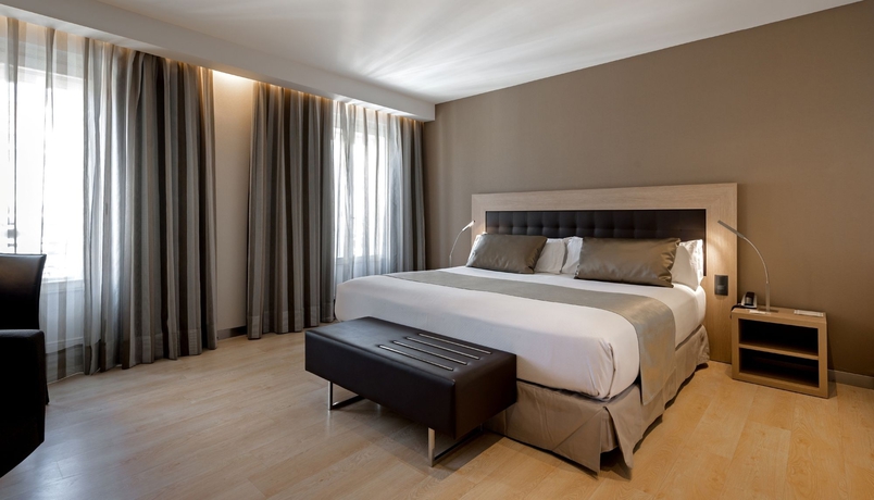 Imagen de la habitación del Hotel Catalonia Plaza Mayor. Foto 6