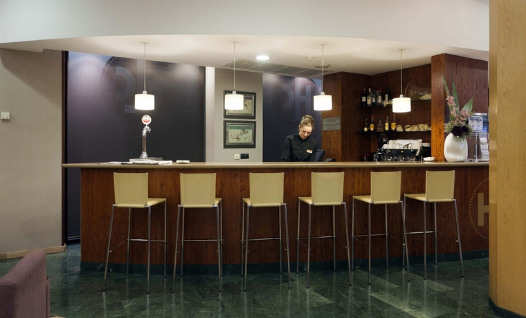 Imagen del bar/restaurante del Hotel Catalonia Plaza Mayor Salamanca. Foto 2