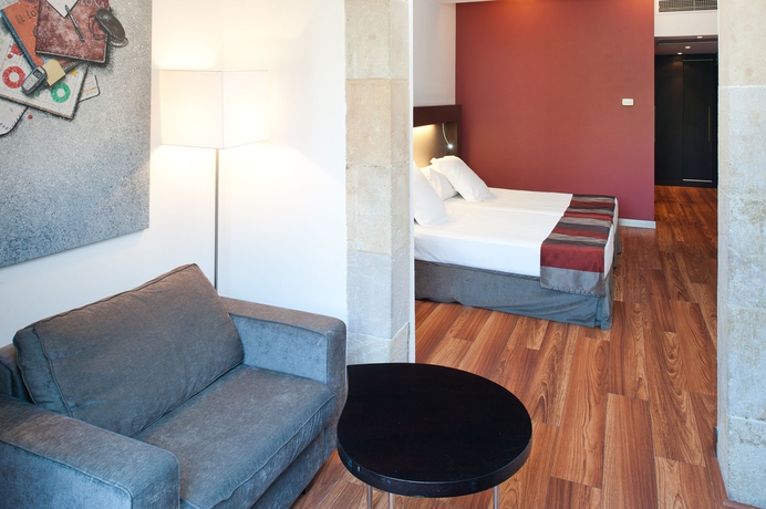 Imagen de la habitación del Hotel Catalonia Port. Foto 6