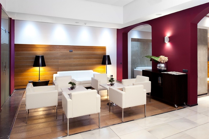 Imagen de los interiores del Hotel Catalonia Port. Foto 13