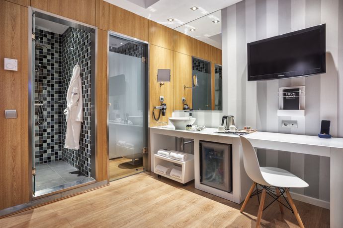 Imagen general del Hotel Catalonia Reina Victoria. Foto 2