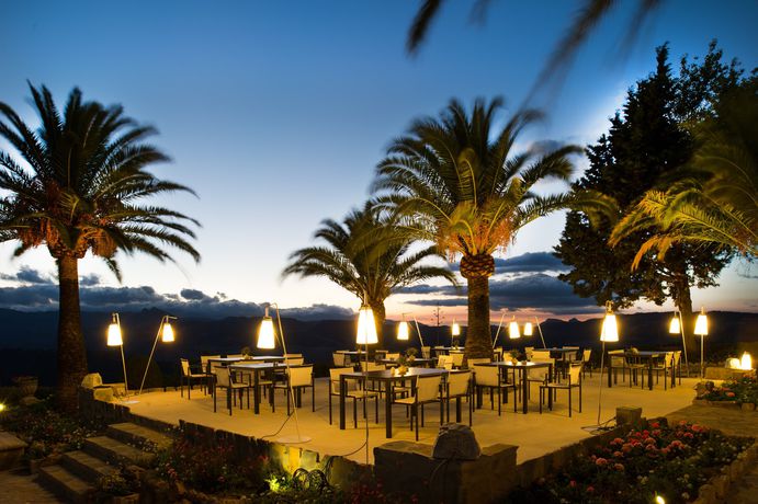 Imagen general del Hotel Catalonia Reina Victoria. Foto 11