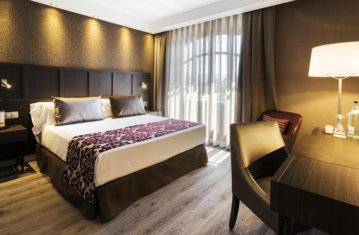 Imagen de la habitación del Hotel Catalonia Ronda. Foto 9