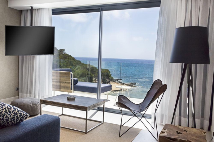 Imagen general del Hotel Catalonia Royal Ses Estaques Only Adults. Foto 10