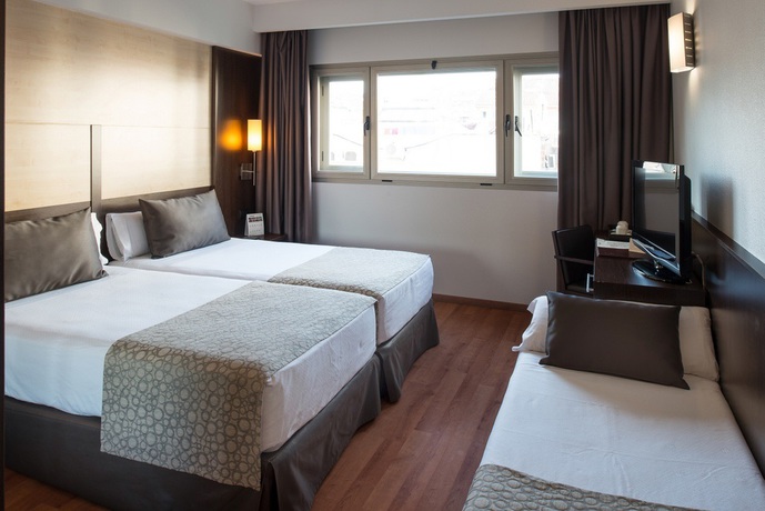 Imagen de la habitación del Hotel Catalonia Sagrada Familia. Foto 4