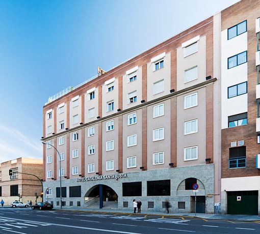 Imagen de los exteriores del Hotel Catalonia Santa Justa. Foto 13