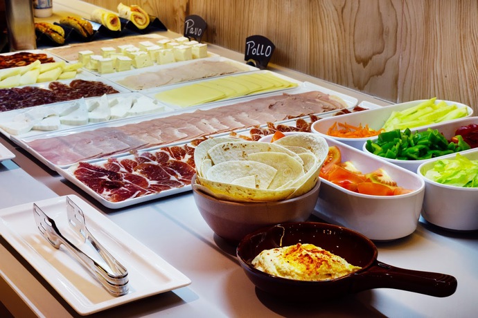 Imagen del bar/restaurante del Hotel Catalonia Santa Justa. Foto 10