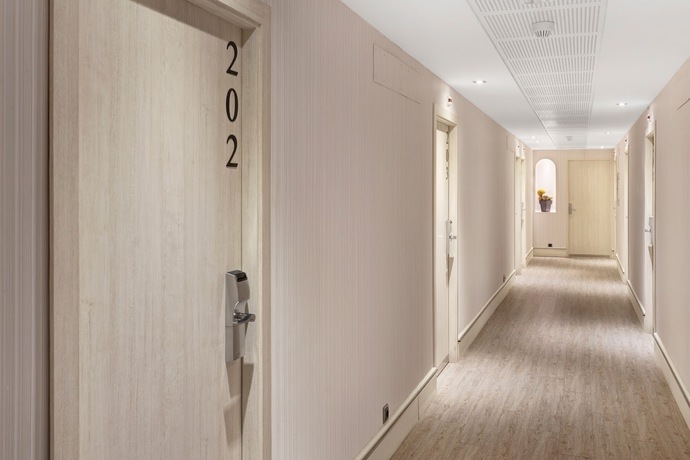 Imagen de los interiores del Hotel Catalonia Santa Justa. Foto 17